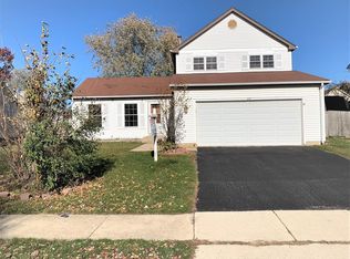 28 Dennison Dr, Glendale Heights, IL