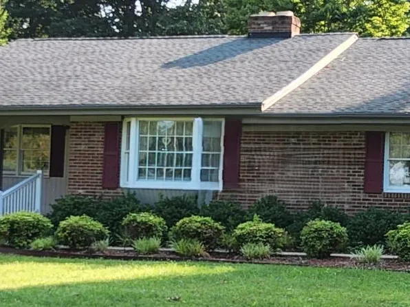 160 Stone Rd, Rustburg, VA 24588