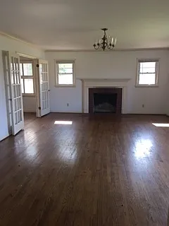 229 Cedar Crest- 3 Bedroom 2.5 Bath- Near Campus — Photo 2