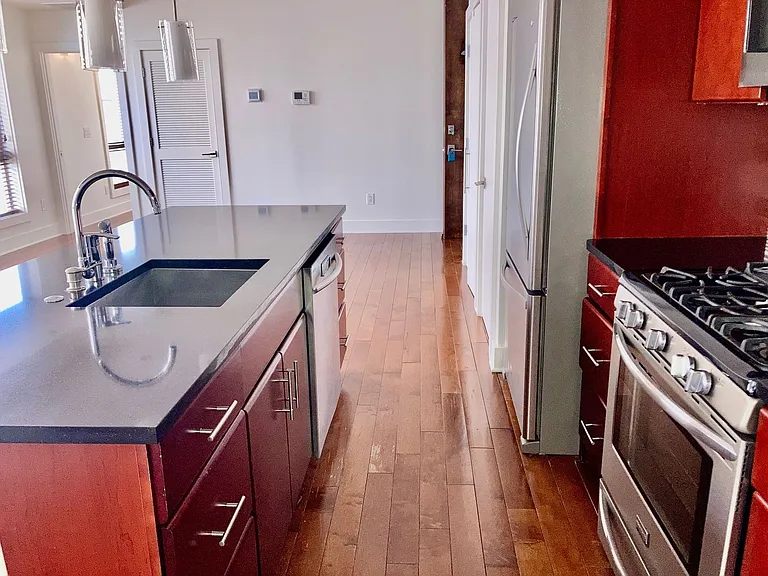 1532 N 2nd St #30 — Photo 11