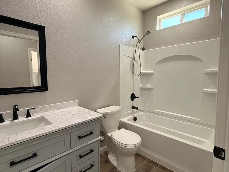 2114 Beachwood Dr — Photo 8