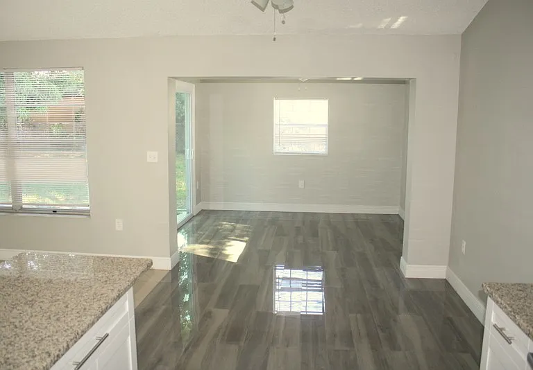 3526 Glenburn Ct — Photo 10