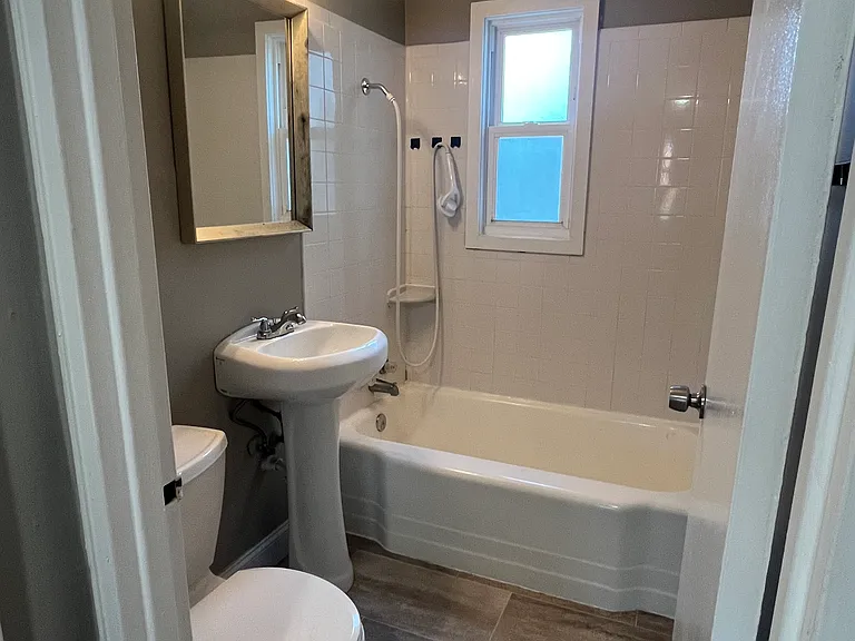 25 Shirley Ln #22 — Photo 7