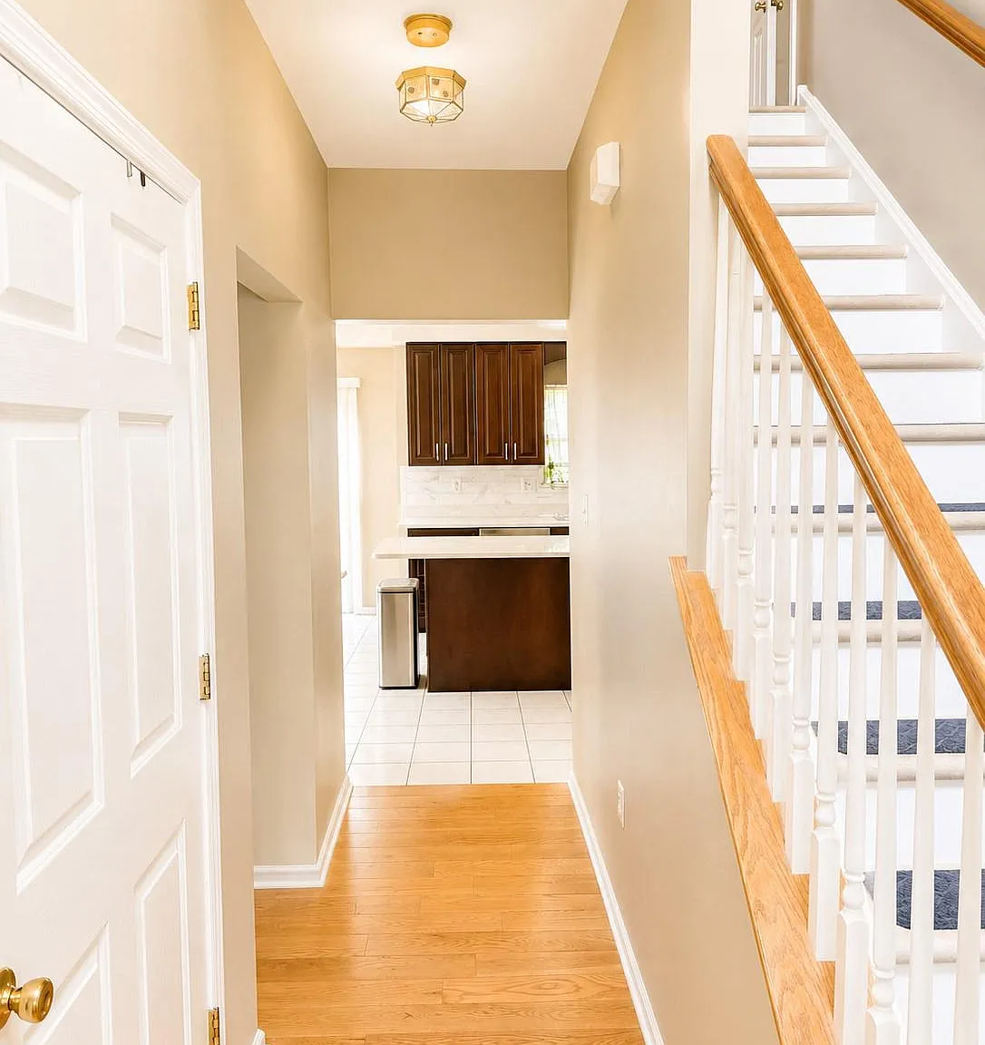4 bed, 2.5 bath, 2310 sqft, $3,850 — Photo 4