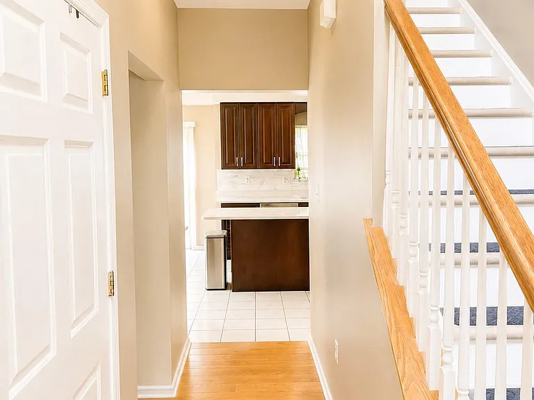 4037 Runnymead Dr — Photo 4
