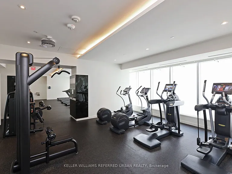 197 Yonge St #3009 — Photo 25