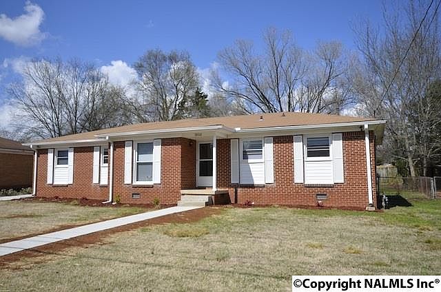 1st image of 3800 Williamsburg Dr NW
