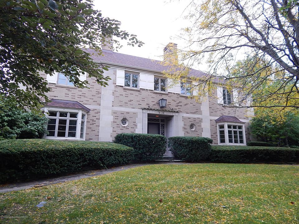 1st image of 830 Glenhaven Ave