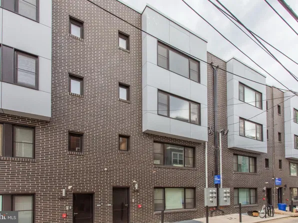 2541 Montrose St, Philadelphia, PA 19146