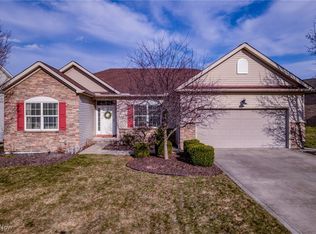 5705 W Long Ridge Dr, Seven Hills, OH