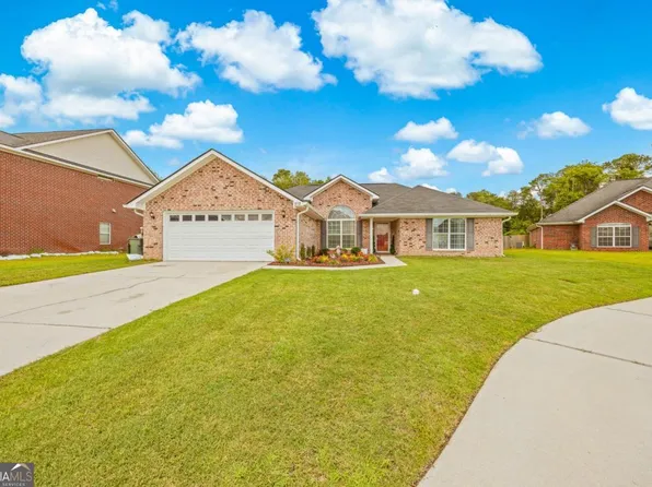 513 Cascade Ct, Hinesville, GA 31313