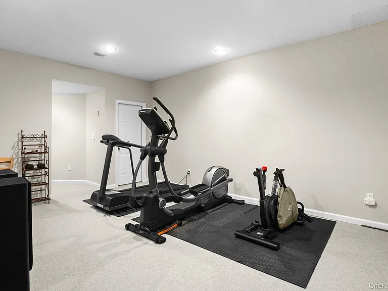 105 Hardscrabble Lake Dr — Photo 31