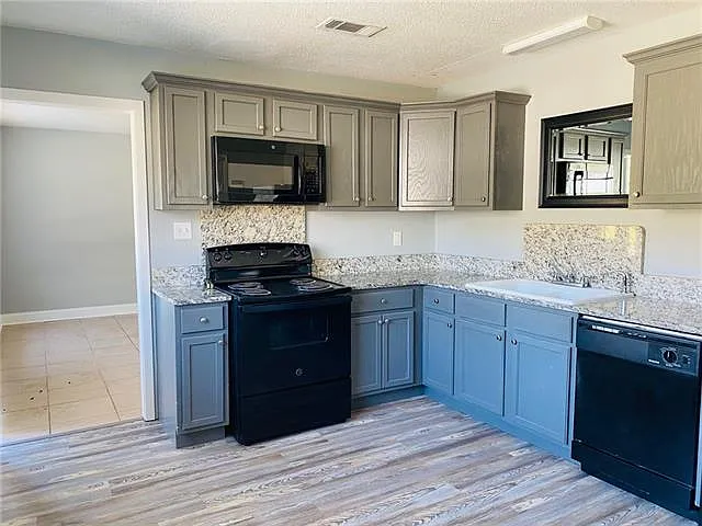 14510 W David Dr — Photo 9