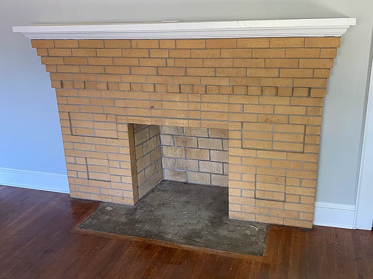 404 Goldston St — Photo 9