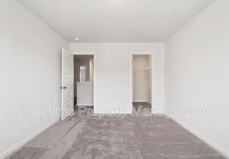 431 Alcott Way — Photo 32