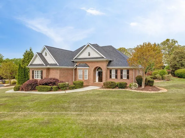 6 Pepper Bush Dr, Greer, SC 29651