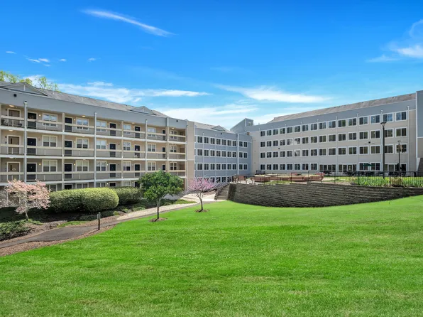 Fort Washington Manor