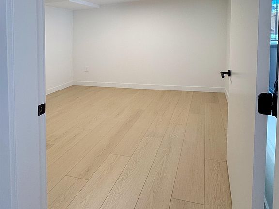 5th image of 6575 Lime St #Basement