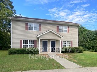 110 Ridgecrest Ave #B, Carrollton, GA 30117