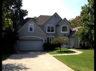 1707 Carolyn St, Bentonville, AR 72712