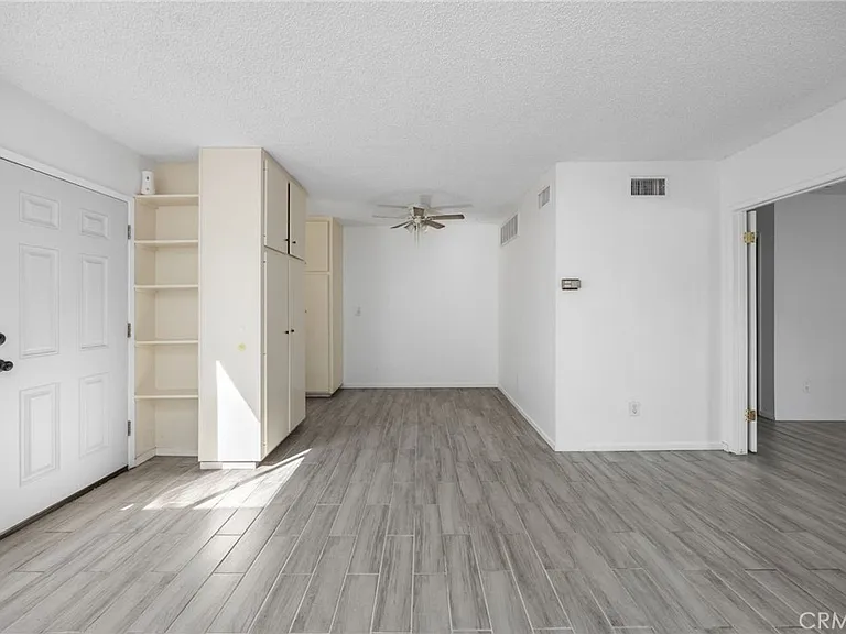 2900 Madison Ave #C21 — Photo 7