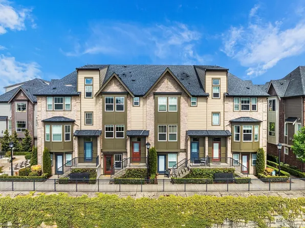 1330 Williamsburg Walk NE, Issaquah, WA 98029