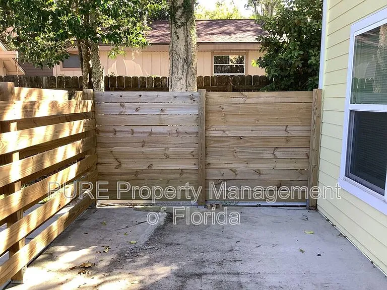 339 NE Sanchez Ave #111 — Photo 28
