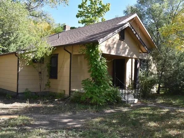 916 S 2nd St, Rocky Ford, CO 81067