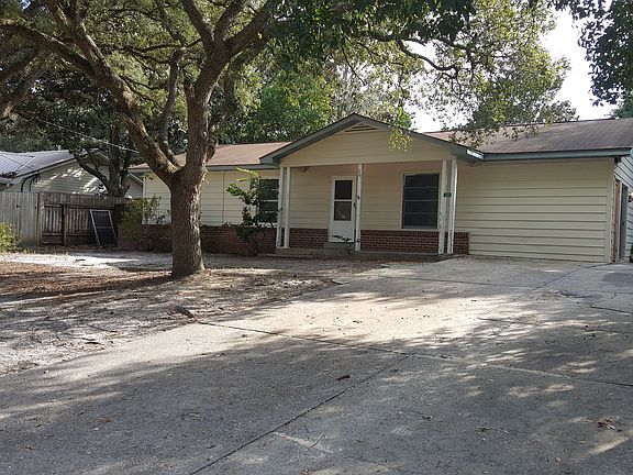 2nd image of 60 Silva Dr NW