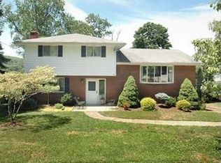 12859 Deborah Dr, North Huntingdon, PA 15642