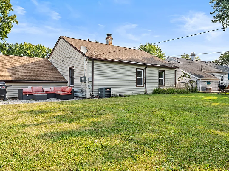 113 Crestwood Dr — Photo 42
