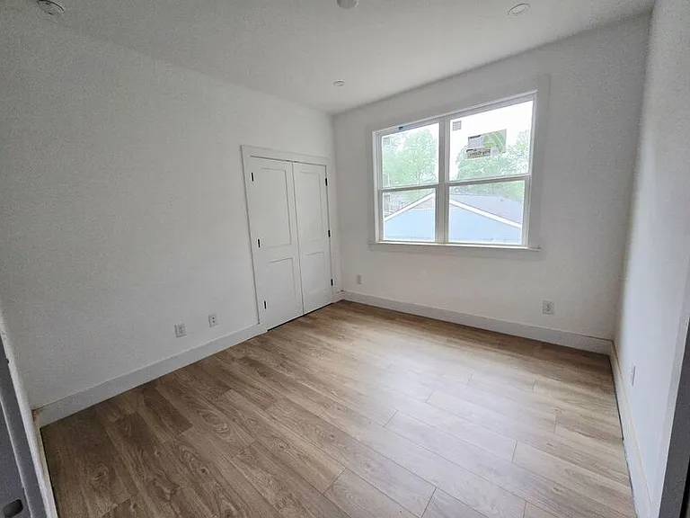 2710 Coronet Way — Photo 16