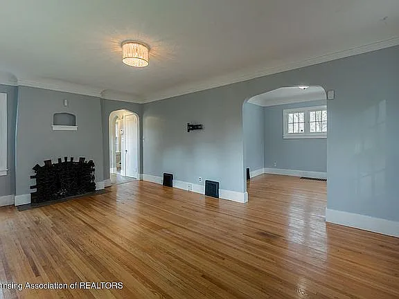 622 Carey St — Photo 3