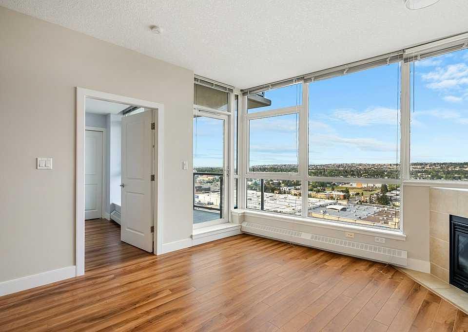 1st image of 77 W Spruce Pl SW #1804