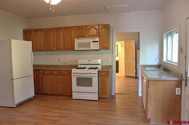 2nd image of 203 S 5th St