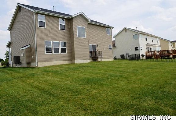 2nd image of 3903 Appaloosa Dr