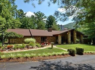 14 Club View Rd, Asheville, NC 28804