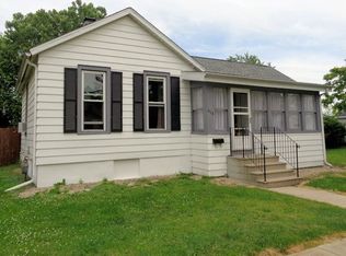 415 N 3rd St, Rochelle, IL 61068