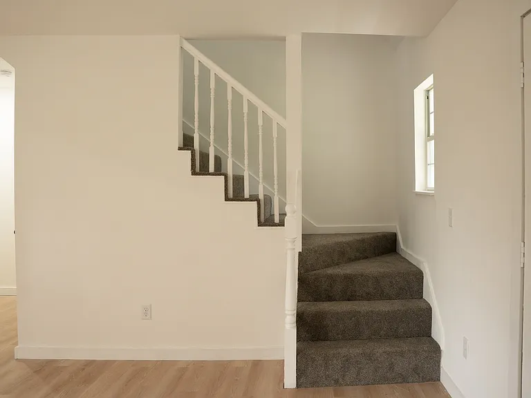 1001 Old Eastside Rd — Photo 31