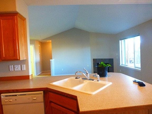 Open floor plan, new carpet throughout!