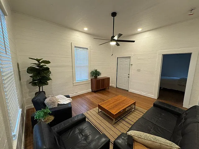 1 bed, 756 sqft, $1,100 — Photo 4