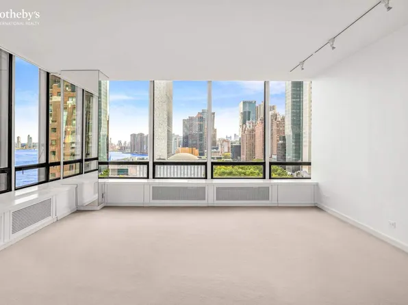 860 United Nations Plaza image 5 of 24