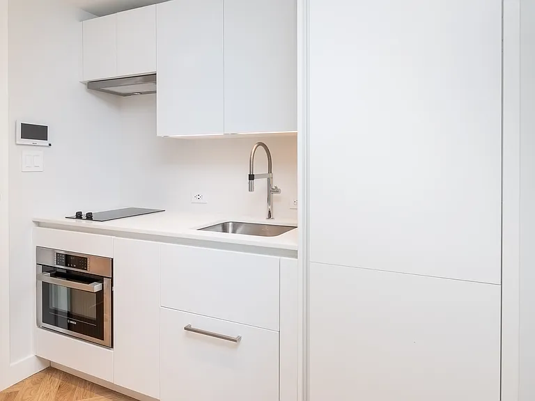 12 Commonwealth Ave #507 — Photo 3