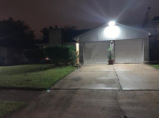 6810 Santa Rita Dr, Houston, TX 77083