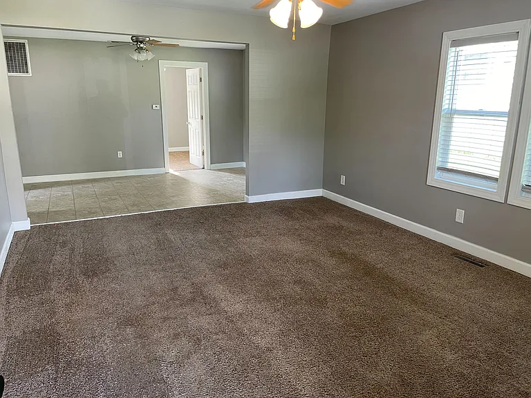 2698 Cass St — Photo 4