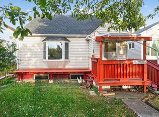 12053 97th St NW, Edmonton, AB T5G 1Y8