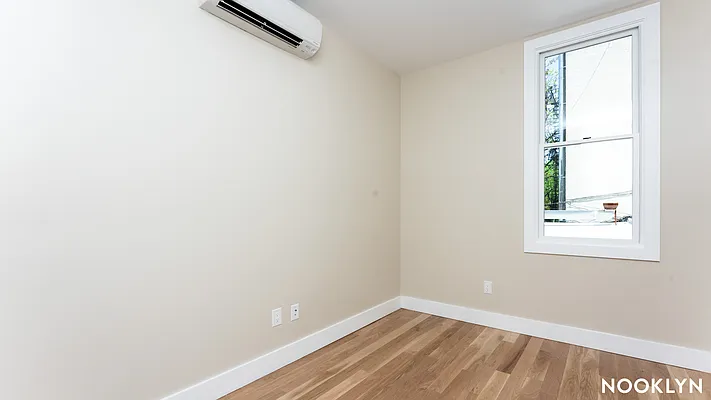 Rented by Nooklyn NYC LLC | media 13