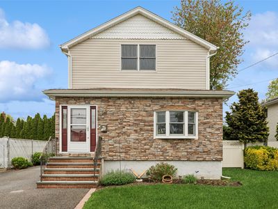 120 Floral Avenue, Bethpage, NY, 11714