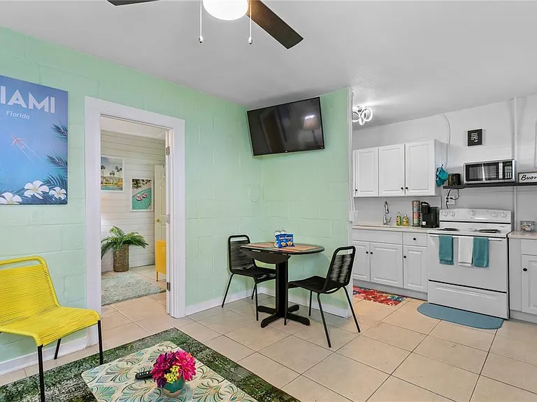 1305 S Bermuda Blvd #A — Photo 19
