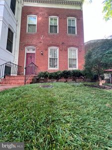 947 25th St NW, Washington, DC, 20037